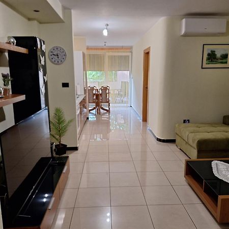 Appartamento Apartman Luka Pola Esterno foto