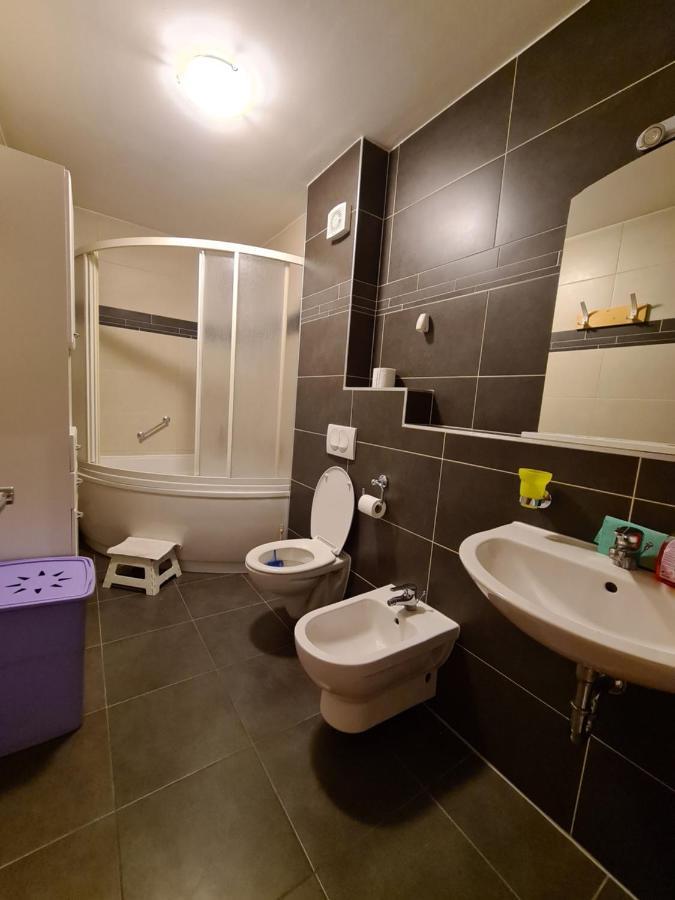 Appartamento Apartman Luka Pola Esterno foto